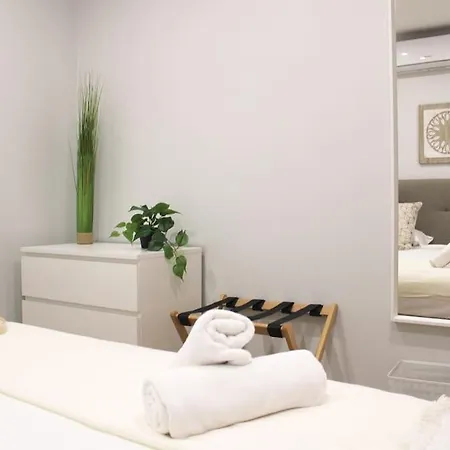 Historical Bolhao Market Flat - With Ac! *